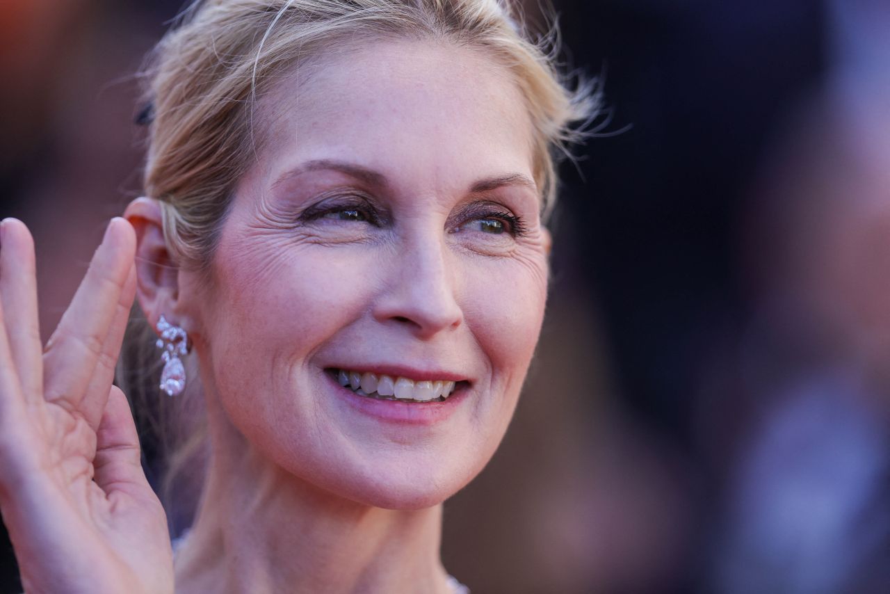 Kelly Rutherford at Kinds Of Kindness Premiere 2024 Cannes Film Festival08